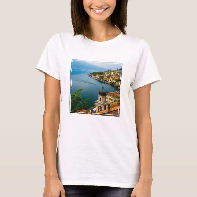 Camiseta Agua | Iglesia de San Benedetto Lago de Garda, Ita (Anverso)
