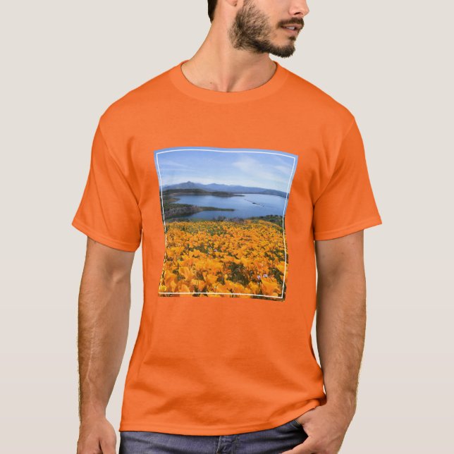 Camiseta Agua | Lago California Con Cachorros Dorados (Anverso)