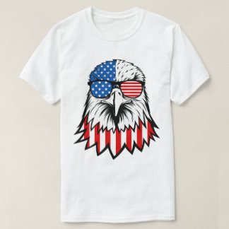 Camiseta Águila con gafas de sol de bandera estadounidense