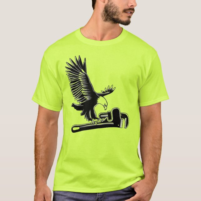 Camiseta Águila con llave de tubería (Anverso)