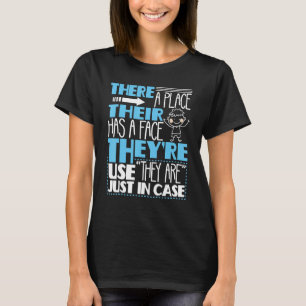 Camiseta Ahí están ellos - Gramm de la policía de gramática