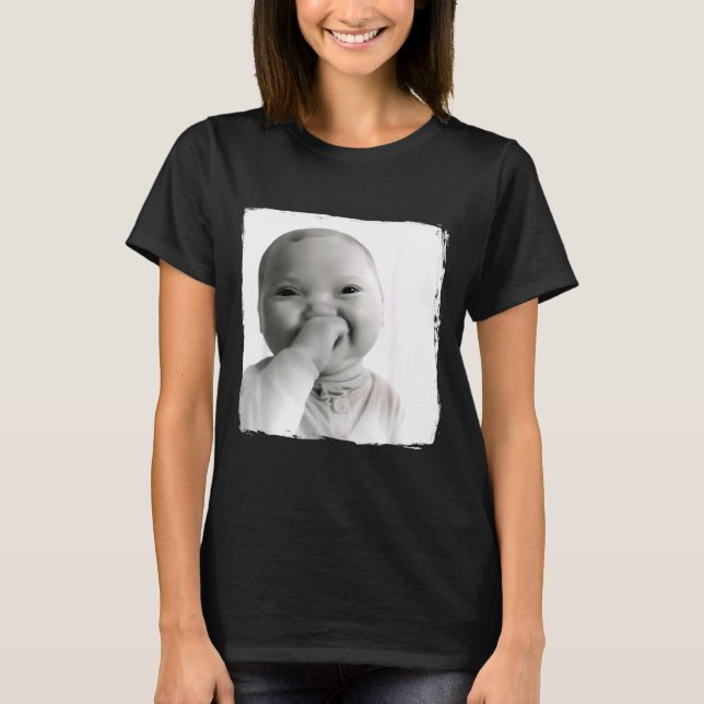 Camiseta Ai Baby Giggling Holding Back Laugh Funny Viral Ge (Anverso)
