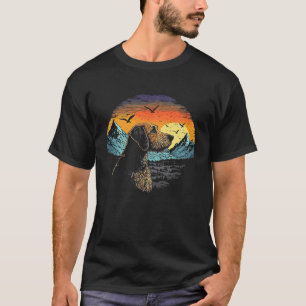 Camiseta Airedale Terrier Dog y Sun subiendo por las montañ
