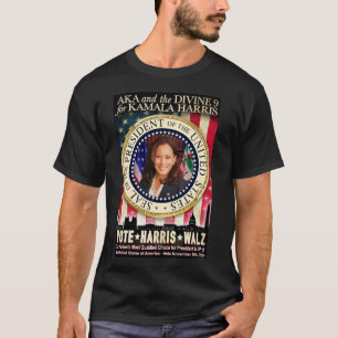 Camiseta AKA y los divinos nueve por Kamala Harris