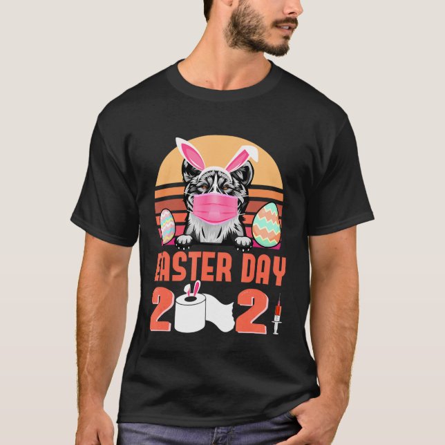 Camiseta Akita Dog Face Mask Bunny Egg Easter Day 2021 (Anverso)