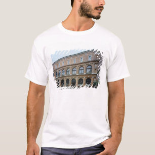 Camiseta Ala restante de un monasterio, ahora la academia