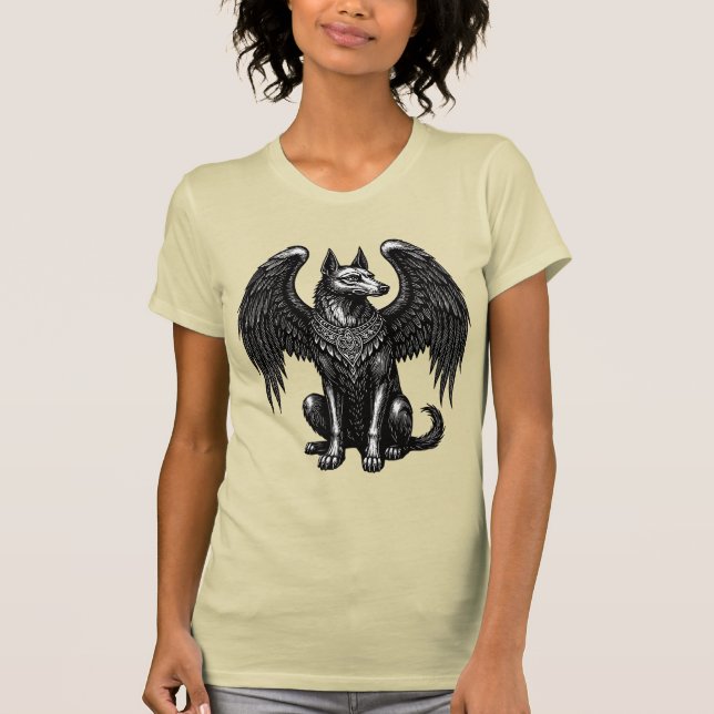 Camiseta Alas Goéticas de Glasya, Corazón Fiero (Anverso)