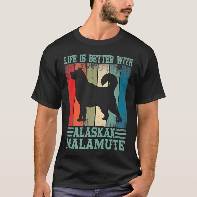 Camiseta Alaska Malamute Dog  With An Alaskan Malamute (Anverso)