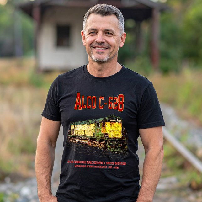 Camiseta Alco C-628 alias Alco Century 628 Locomotora Diese (Alco C-628 aka Alco Century 628 Diesel Locomotive. Mens Basic T-Shirt)