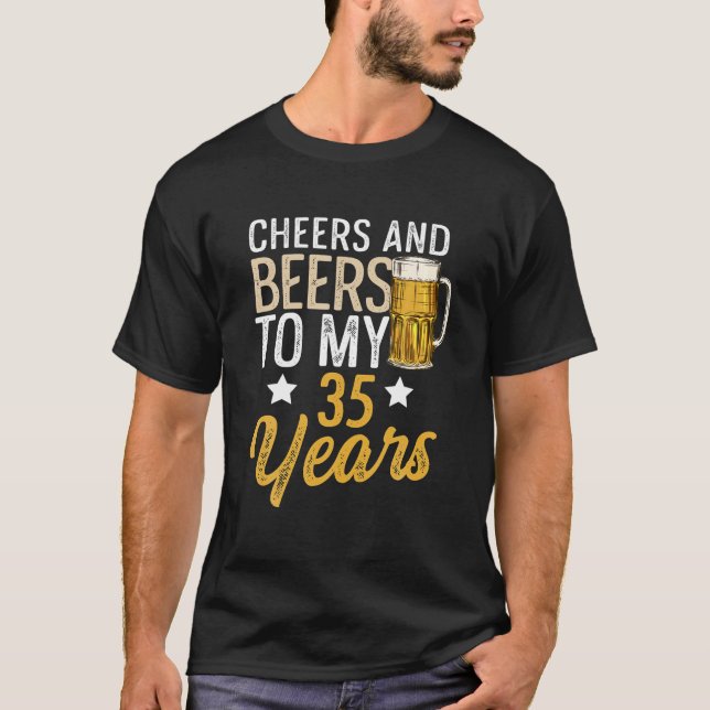Camiseta Alegres Y Cervezas Graciosas Para Mi Cerveza De 35 (Anverso)
