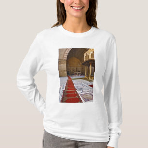 Camiseta Alfombras de oración que llevan a la mezquita isl