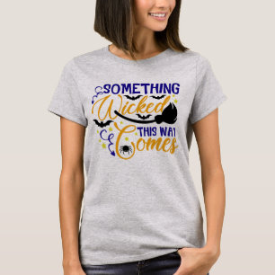 Camiseta Algo Malvado Viene Este Halloween