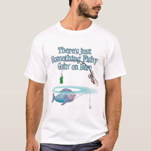 Camiseta Algo Pescador En El Gracioso Engranaje De Pesca