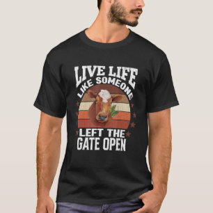 Camiseta Alguien Dejó la Puerta Abierta  Vacas Lindas Anima