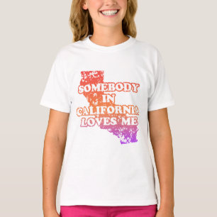 Camiseta Alguien En California Me Ama