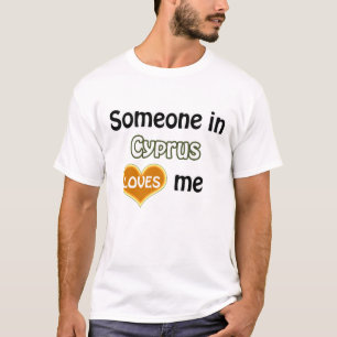 Camiseta Alguien en Chipre me ama