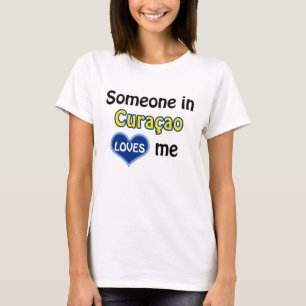 Camiseta Alguien en Curaçao me ama