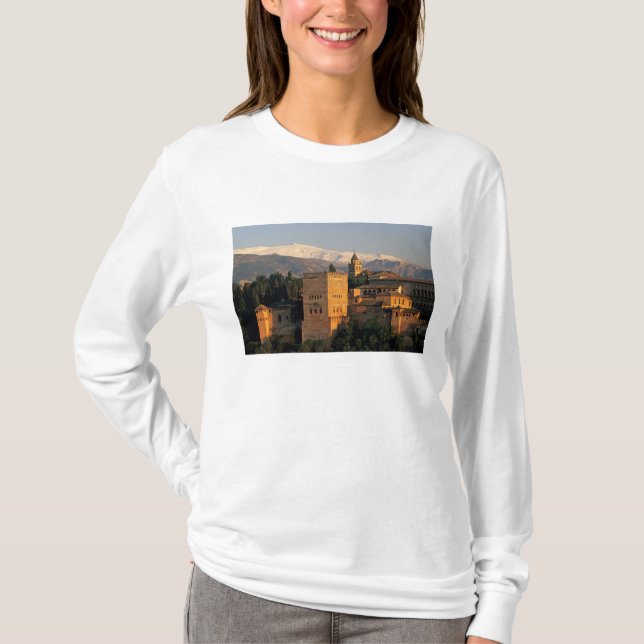 Camiseta Alhambra; Granada; Andalucía, España, Sierra (Anverso)