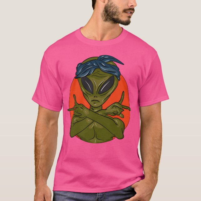 Camiseta Alien con pañuelo en la cabeza sobre antecedentes  (Anverso)