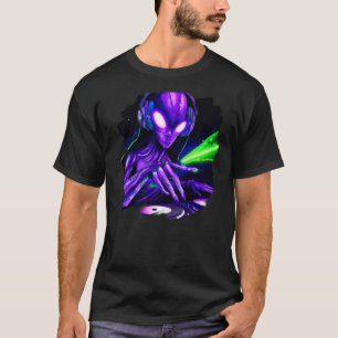 Camiseta Alien Cyborg DJ Robot Record Techno Music Guay Ali