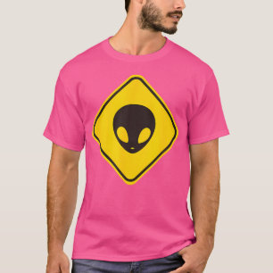 Camiseta Alien Head Ufo. Universo