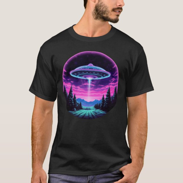 Camiseta Alien Spaceship Retro Futurista (Anverso)