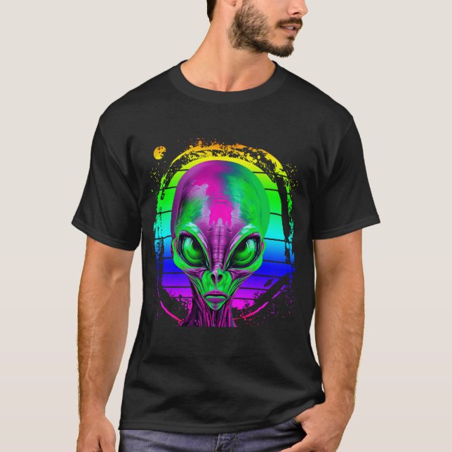 Camiseta Alienígena de Arcoíris Colorido Moderno y de Moda (Anverso)