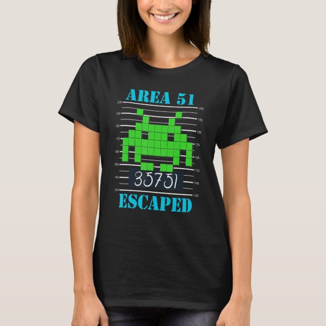 Camiseta Alienígena Retro Escapó del Área 51 (Anverso)