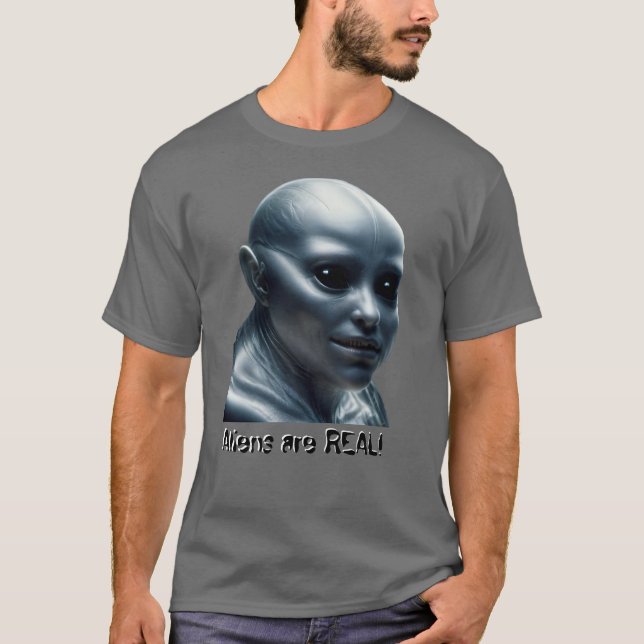 Camiseta Aliens are REAL! (Anverso)