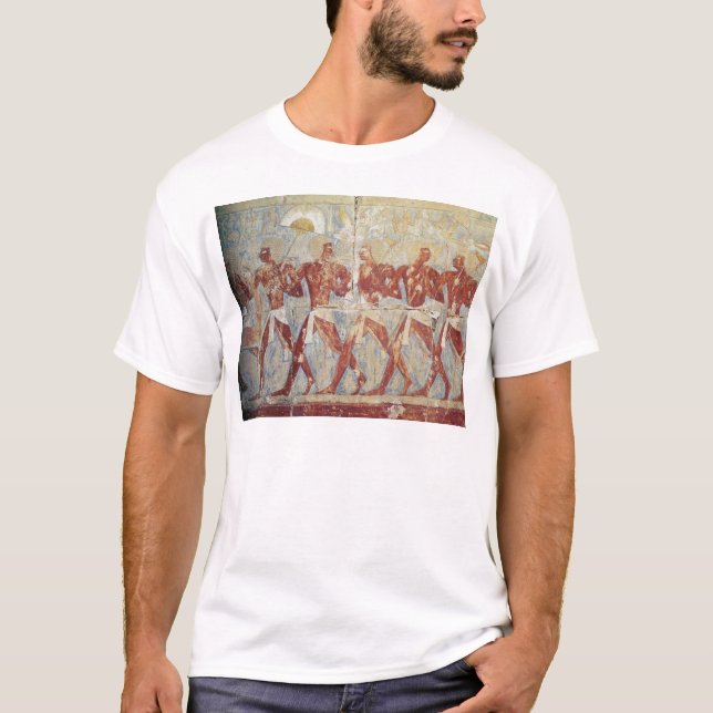 Camiseta Alivio que representa desfile en honor de Hathor (Anverso)