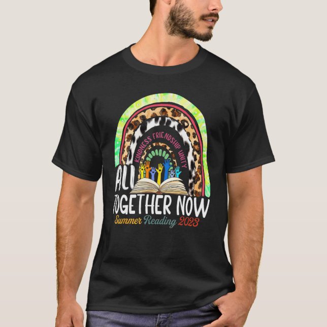 Camiseta All Together Now Summer Reading 2023 Rainbow Hand  (Anverso)
