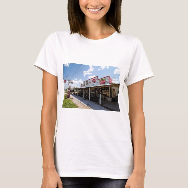 Camiseta Almacén de campo antiguo y gasolinera (Anverso)