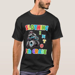 Camiseta Alojamiento en monstruo de eslogan de 7º Grado