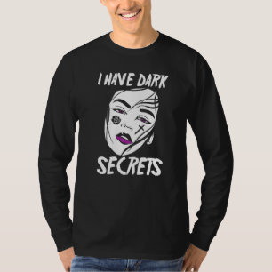 Camiseta Alt Estética Tengo Secretos Oscuros Rosa Tattoo Em
