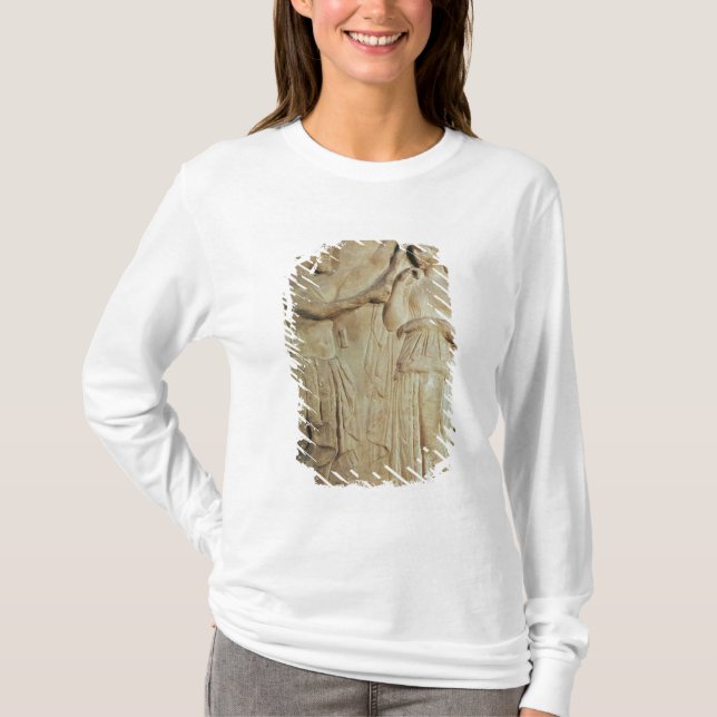 Camiseta Altar cilíndrico que representa el sacrificio de (Anverso)