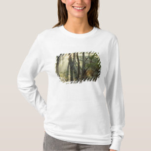 Camiseta Amanecer a través del bosque de robles y nogales,