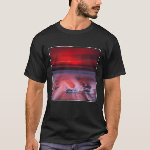 Camiseta Amanecer sobre el mar tempestuoso