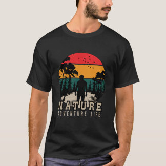 Camiseta Amante de la aventura en la naturaleza al atarde