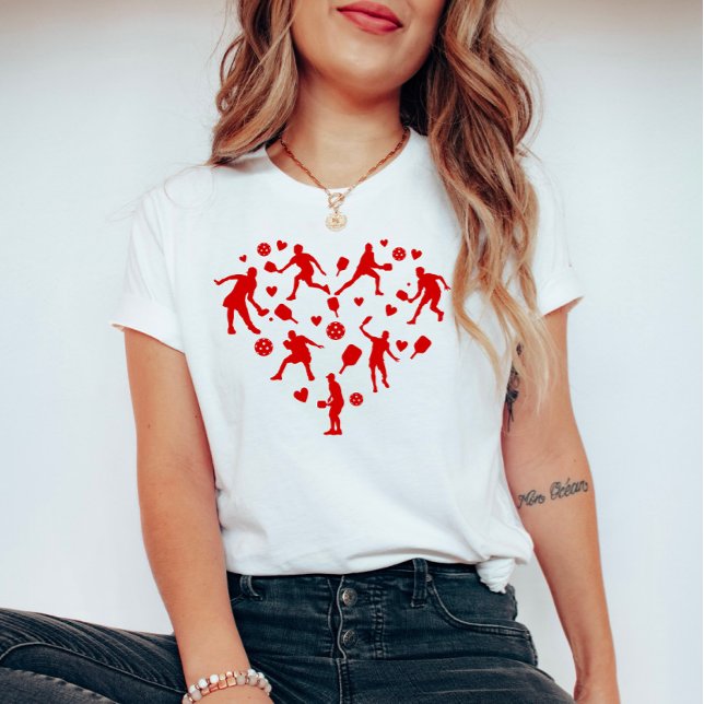 Camiseta Amante de la pelota del corazón rojo (Subido por el creador)