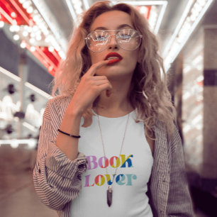Camiseta Amante de los libros tipografía retro colorida de 