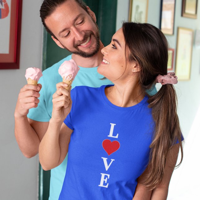 Camiseta AMAR a la modernidad Minimalista elegante (Subido por el creador)