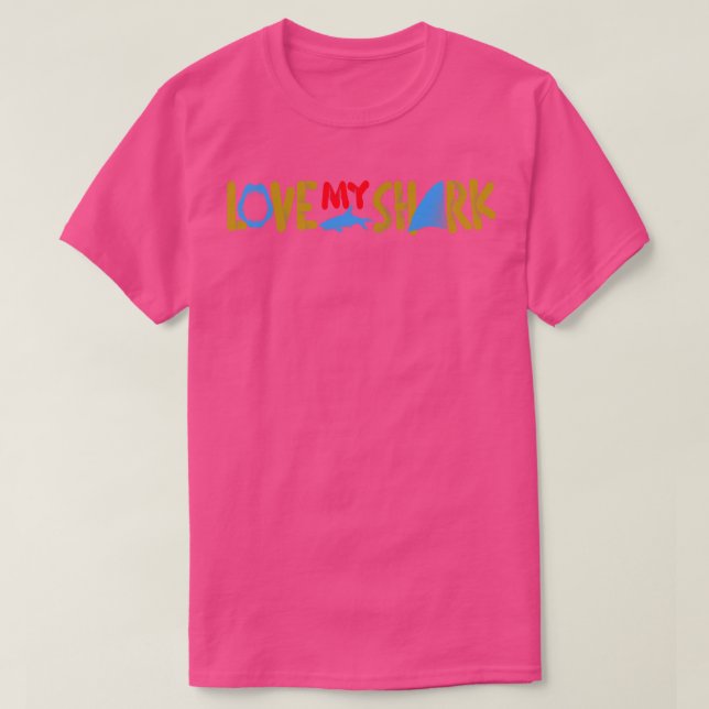 Camiseta Amar a mi tiburón (Diseño del anverso)
