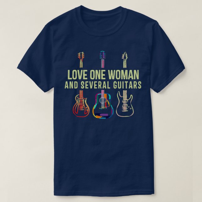 Camiseta Amar A Una Mujer Y Varios Guitres (Diseño del anverso)