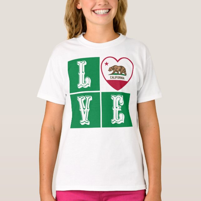 Camiseta Amar el orgullo cardíaco de la bandera de la Repúb (Anverso)