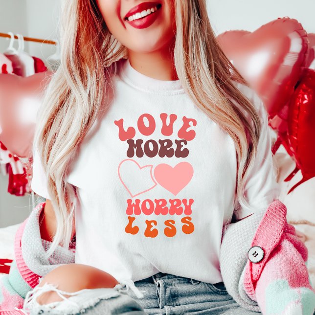 Camiseta Amar más preocupación menos (Subido por el creador)