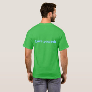 Camiseta Amarte a ti mismo es más grande que ignorarte