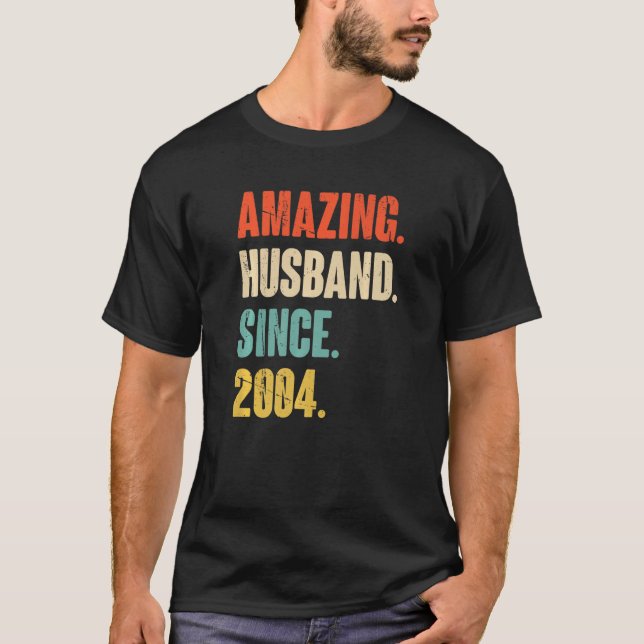 Camiseta Amazing Husband Since 2004  18 Wedding Anniversary (Anverso)