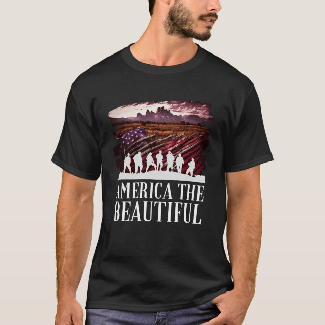 Camiseta America Beautiful Mountains Purple Patriotic Decor (Anverso)