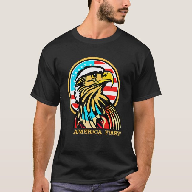 Camiseta America First Patriotic Eagle Illustration 4th of  (Anverso)