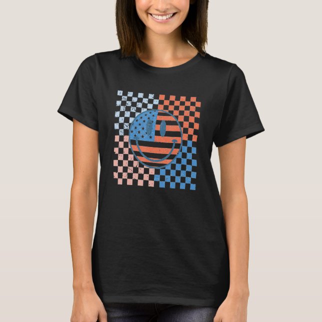 Camiseta American Checkered Flag Smile Face Retro 4th Of Ju (Anverso)
